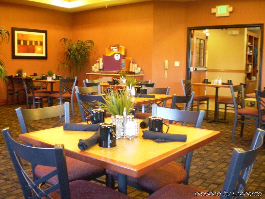 Holiday Inn Express Hotel & Suites Limon I-70/Exit 359 By Ihg Restaurace fotografie